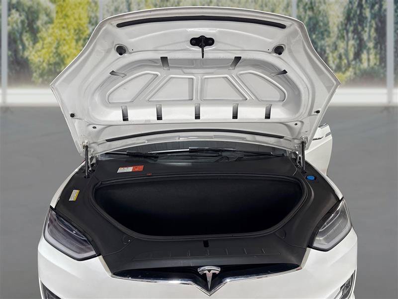 Used 2016 Tesla Model X 60D AWD/4WD image 11