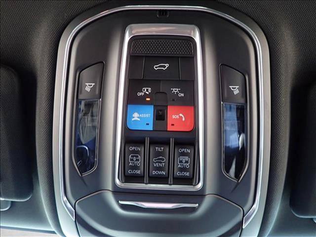 New 2026 Jeep Grand Cherokee Limited w/ Limited Altitude Package AWD/4WD image 26