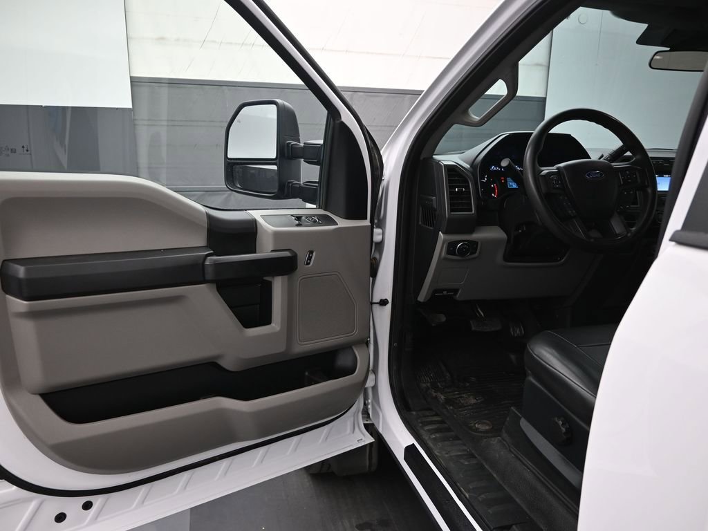 Certified 2021 Ford F450 XL w/ Power Equipment Group image 16