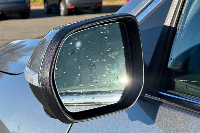 Used 2025 Buick Enclave Preferred FWD image 57