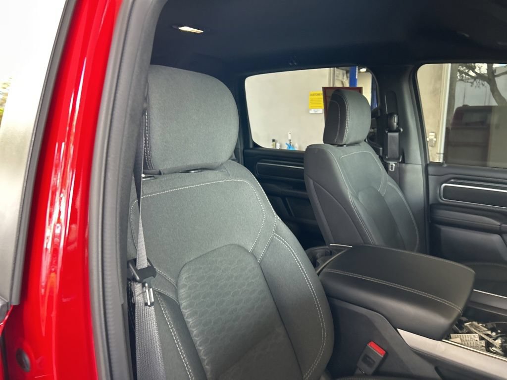 Used 2025 RAM 1500 Big Horn AWD/4WD image 25