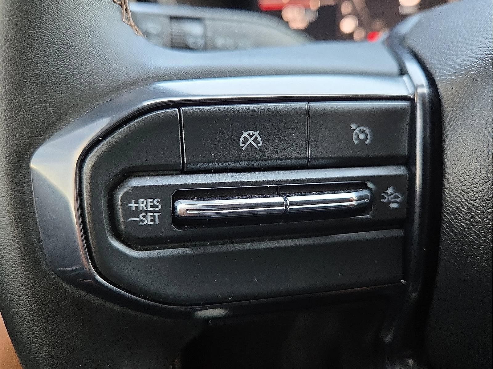 Used 2025 GMC Canyon AT4 image 19