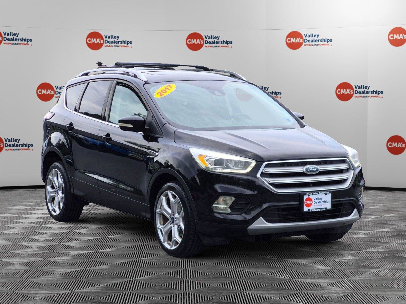Used 2017 Ford Escape Titanium w/ Equipment Group 301A AWD/4WD image 7