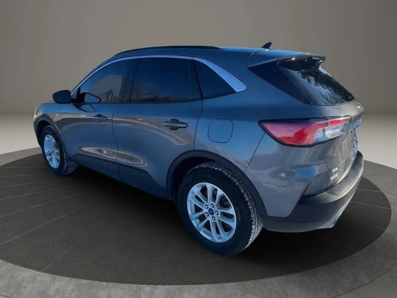 Used 2022 Ford Escape SE w/ Convenience Package AWD/4WD image 3