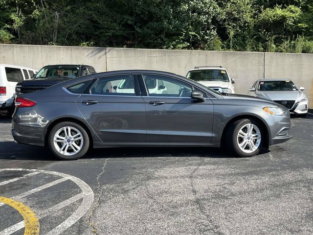 Used 2018 Ford Fusion SE w/ Fusion SE Technology Package FWD video 2