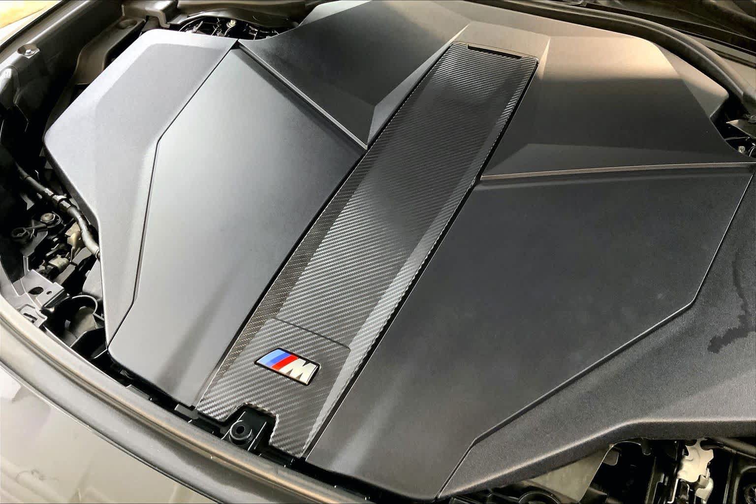Used 2024 BMW i7 M70 AWD/4WD image 31