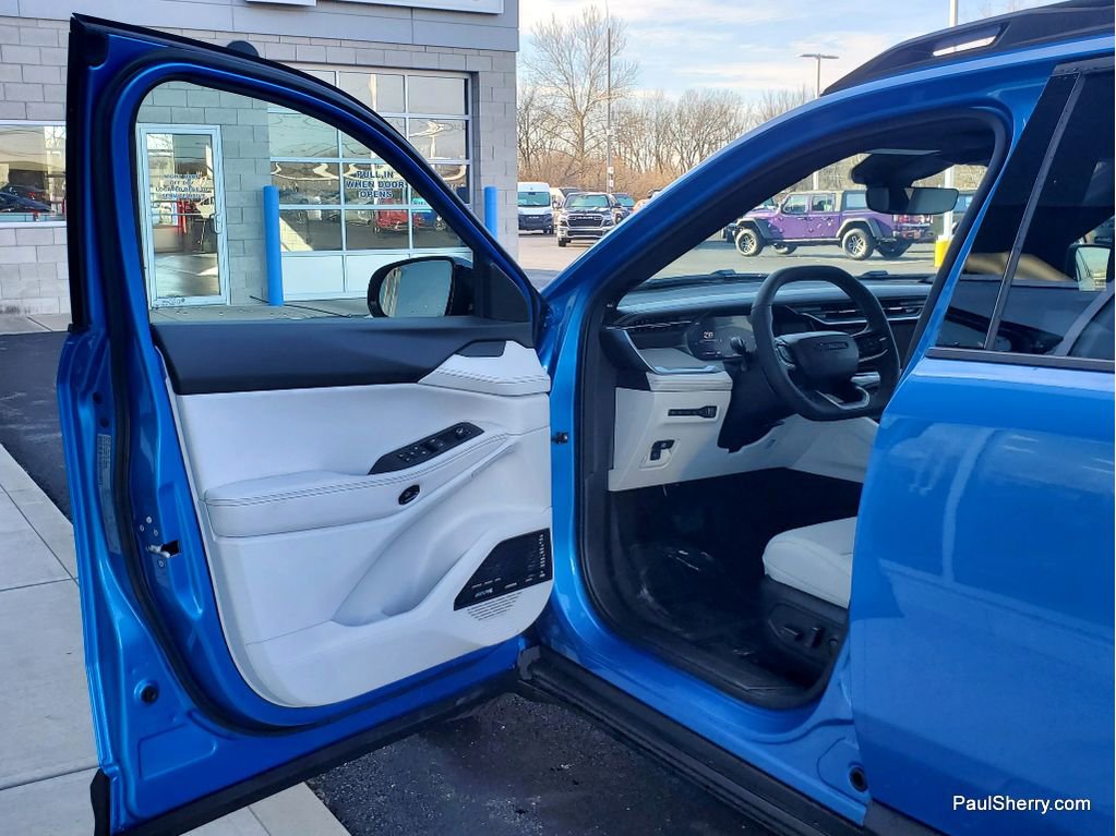 New 2026 Jeep Cherokee Limited image 21