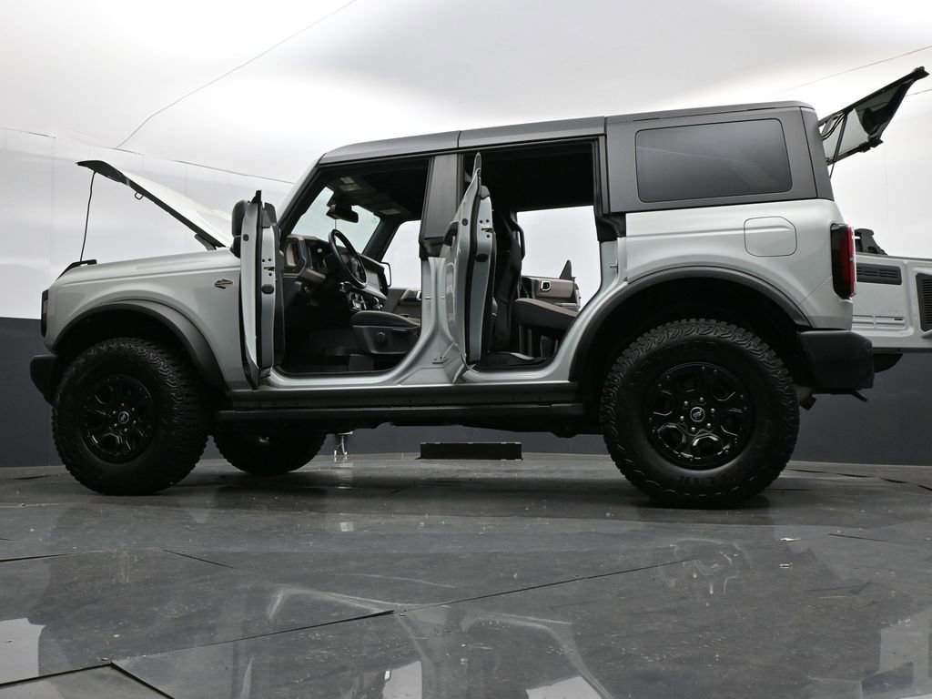 Used 2022 Ford Bronco Wildtrak AWD/4WD image 36