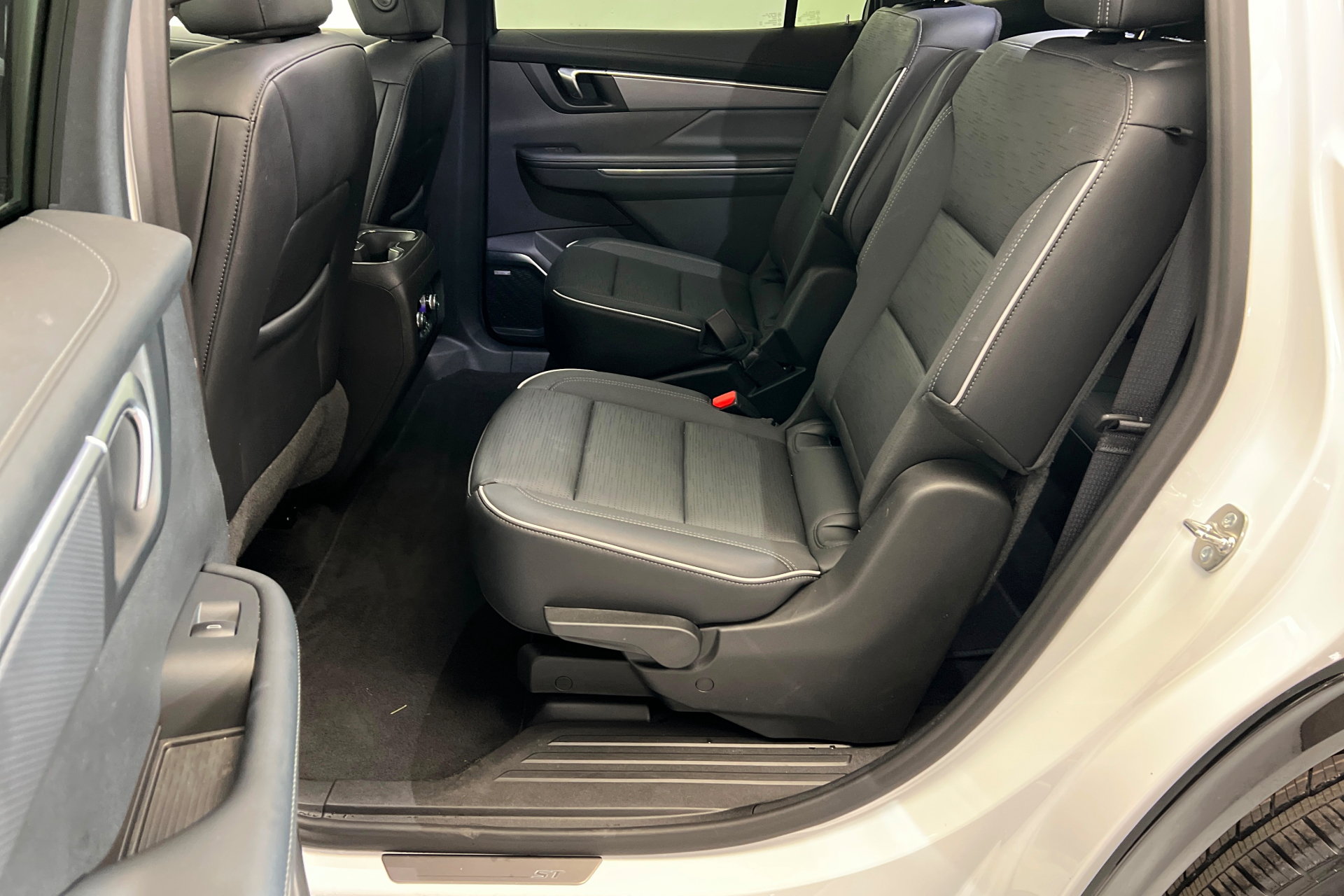 Used 2026 Buick Enclave Sport Touring FWD image 22