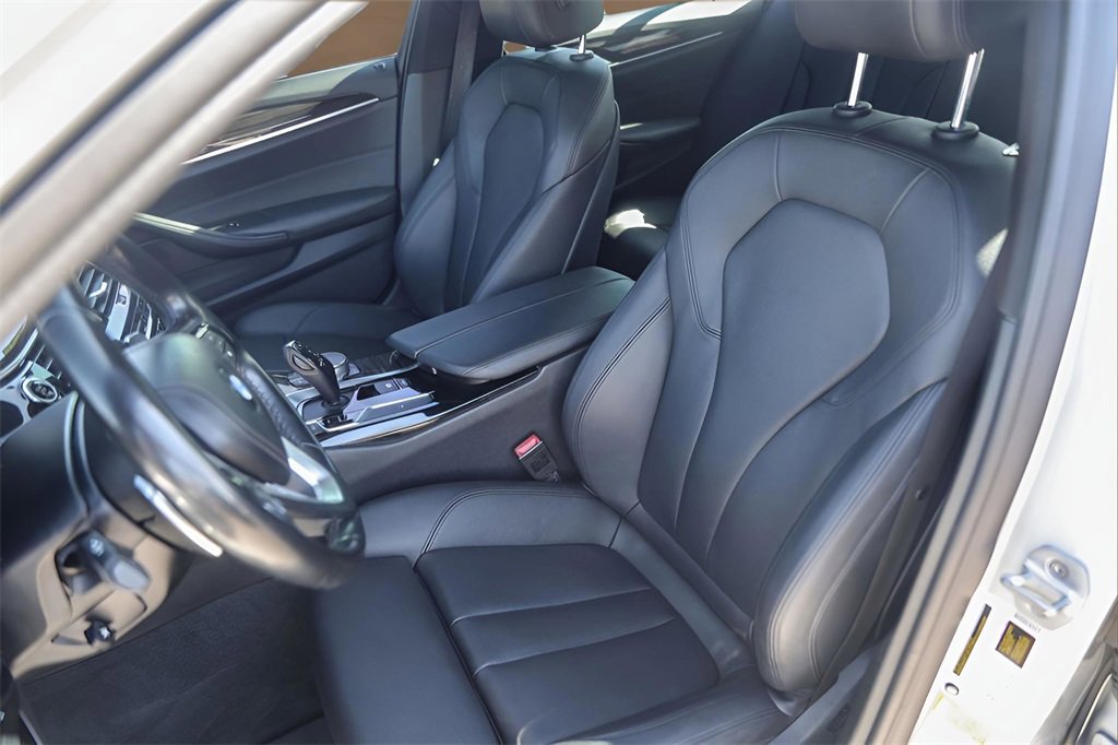 Used 2019 BMW 530i w/ Convenience Package image 7
