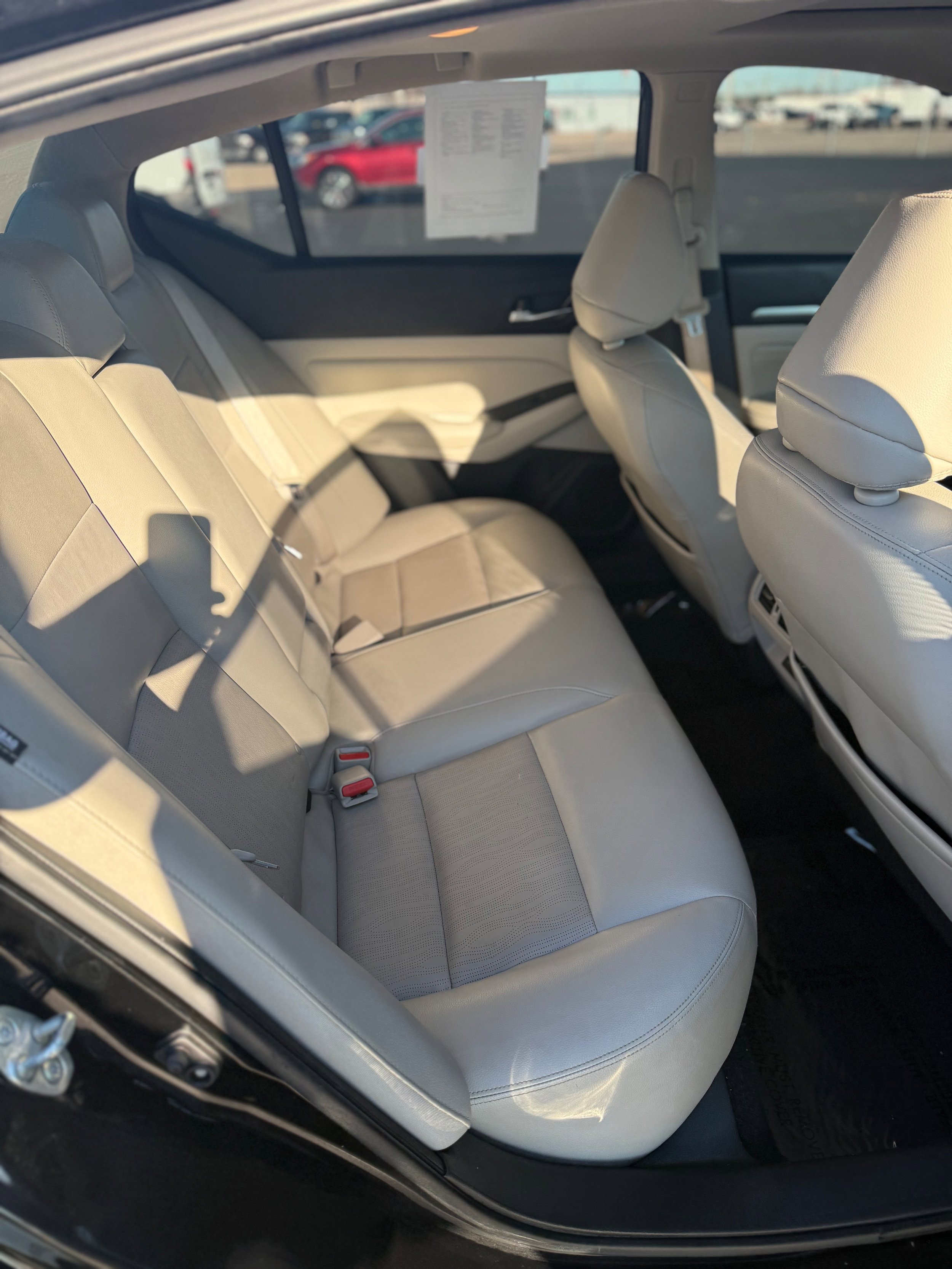 Used 2019 Nissan Altima 2.5 Platinum FWD image 9