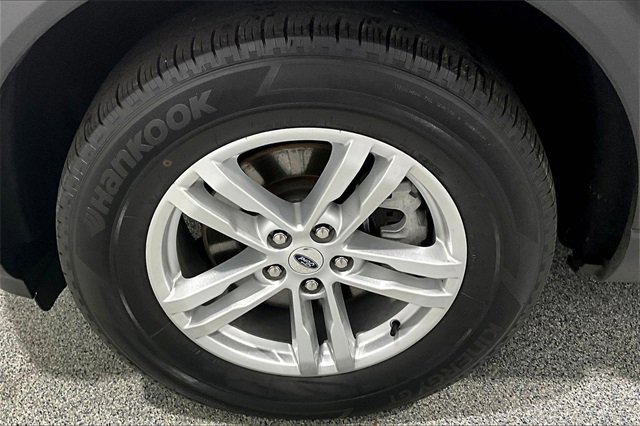 Used 2021 Ford Explorer XLT w/ Equipment Group 202A image 33