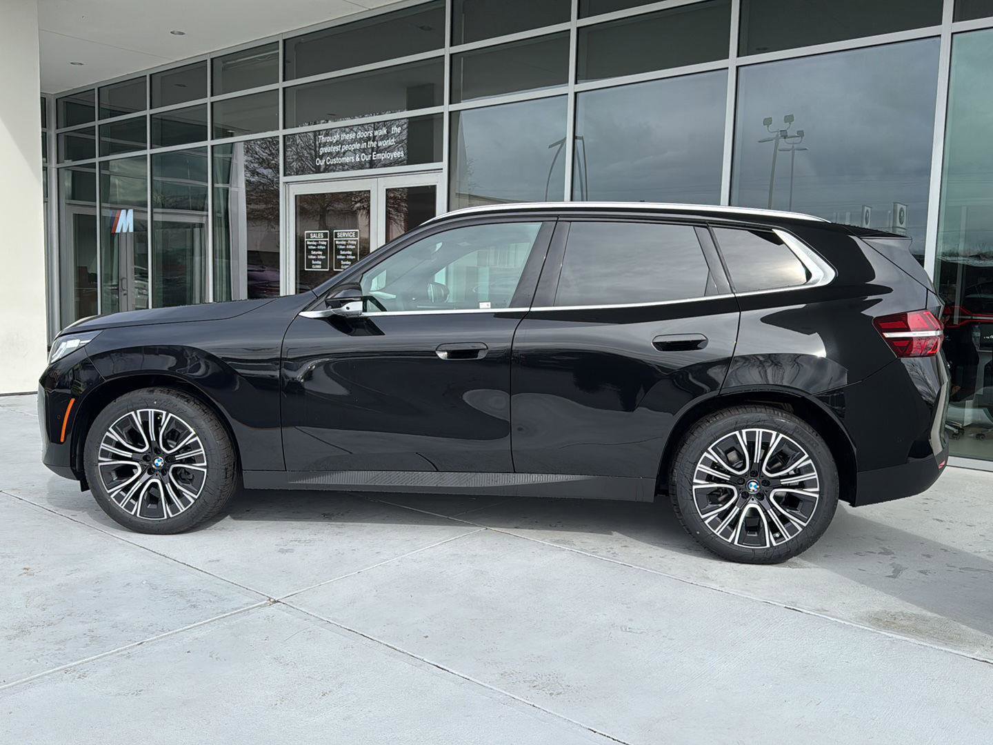 New 2026 BMW X3 xDrive30 w/ Premium Package image 3