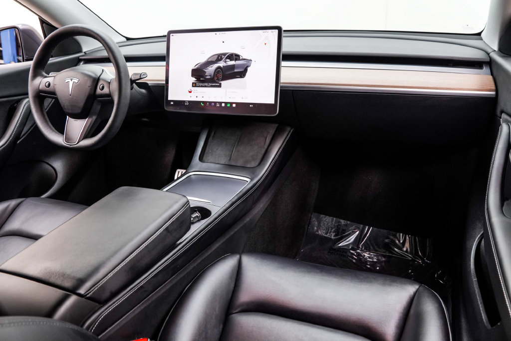Used 2022 Tesla Model Y Performance AWD/4WD image 21