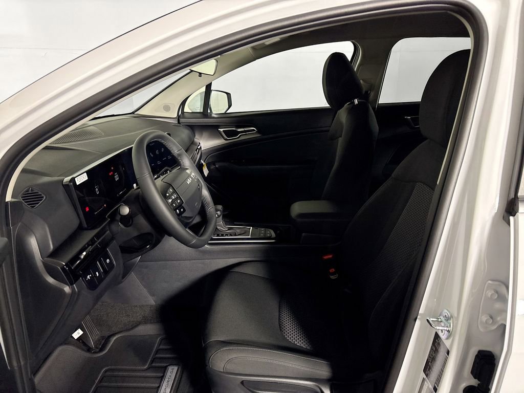 New 2026 Kia Sportage LX AWD/4WD image 11