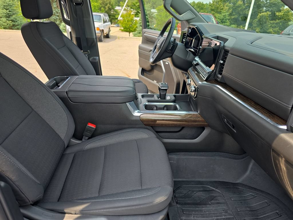 Certified 2025 GMC Sierra 1500 Elevation AWD/4WD image 10