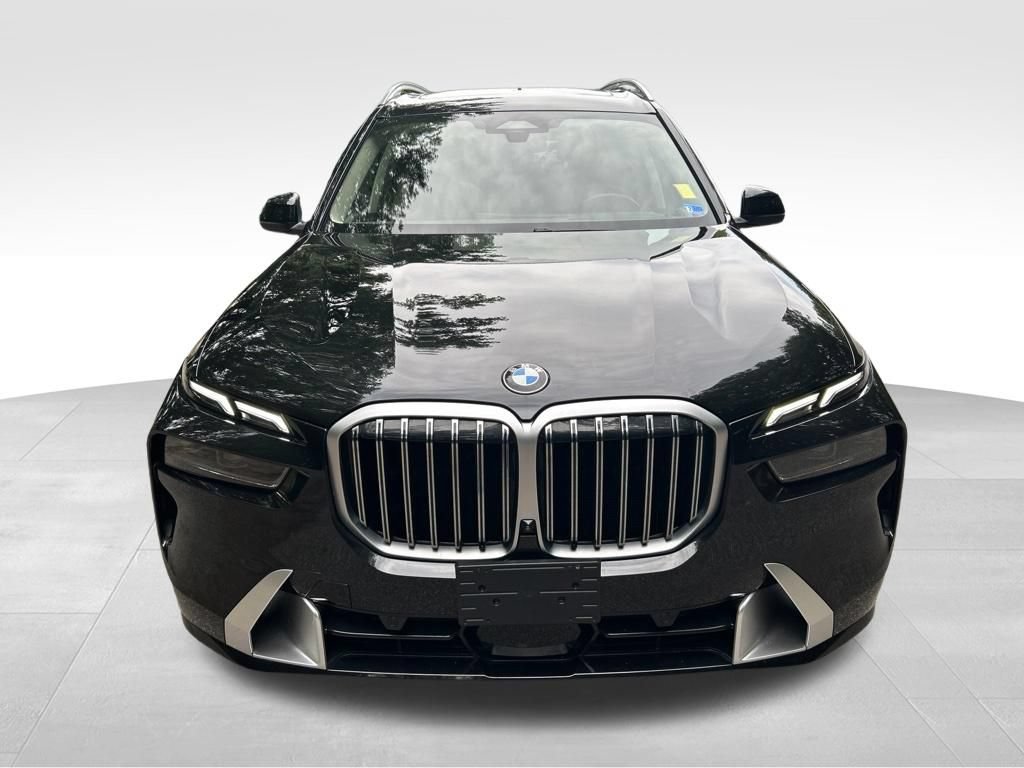 Used 2024 BMW X7 xDrive40i AWD/4WD image 8
