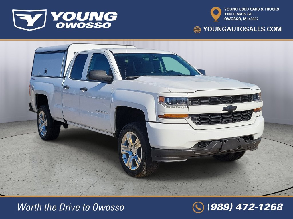 Used 2016 Chevrolet Silverado 1500 Custom w/ Custom Convenience Package AWD/4WD image 2