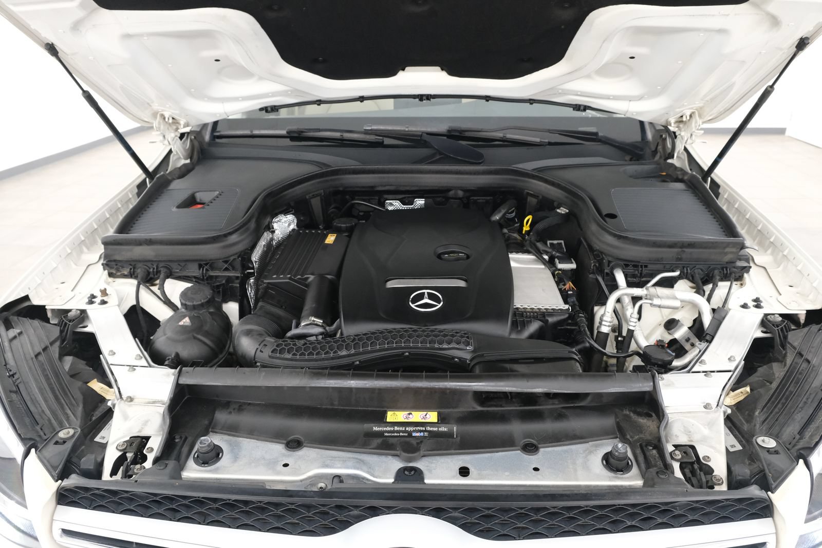 Used 2017 Mercedes-Benz GLC 300 4MATIC image 42