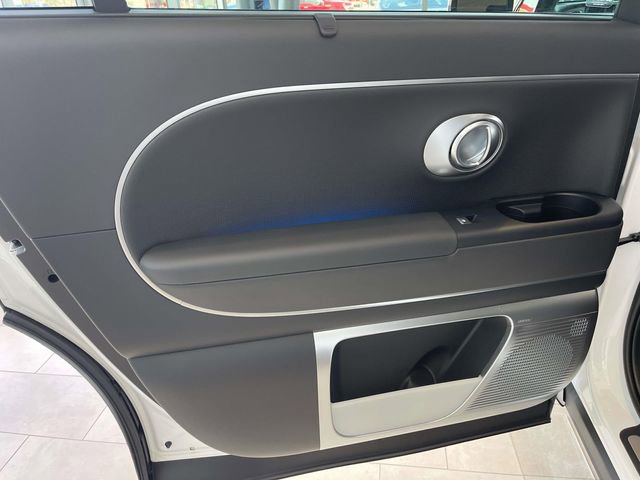 New 2026 Hyundai Ioniq 9 Calligraphy image 18