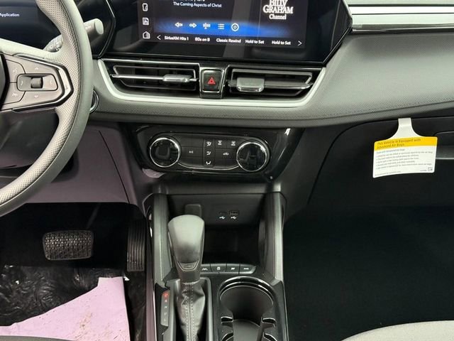 Used 2025 Chevrolet TrailBlazer LT image 14