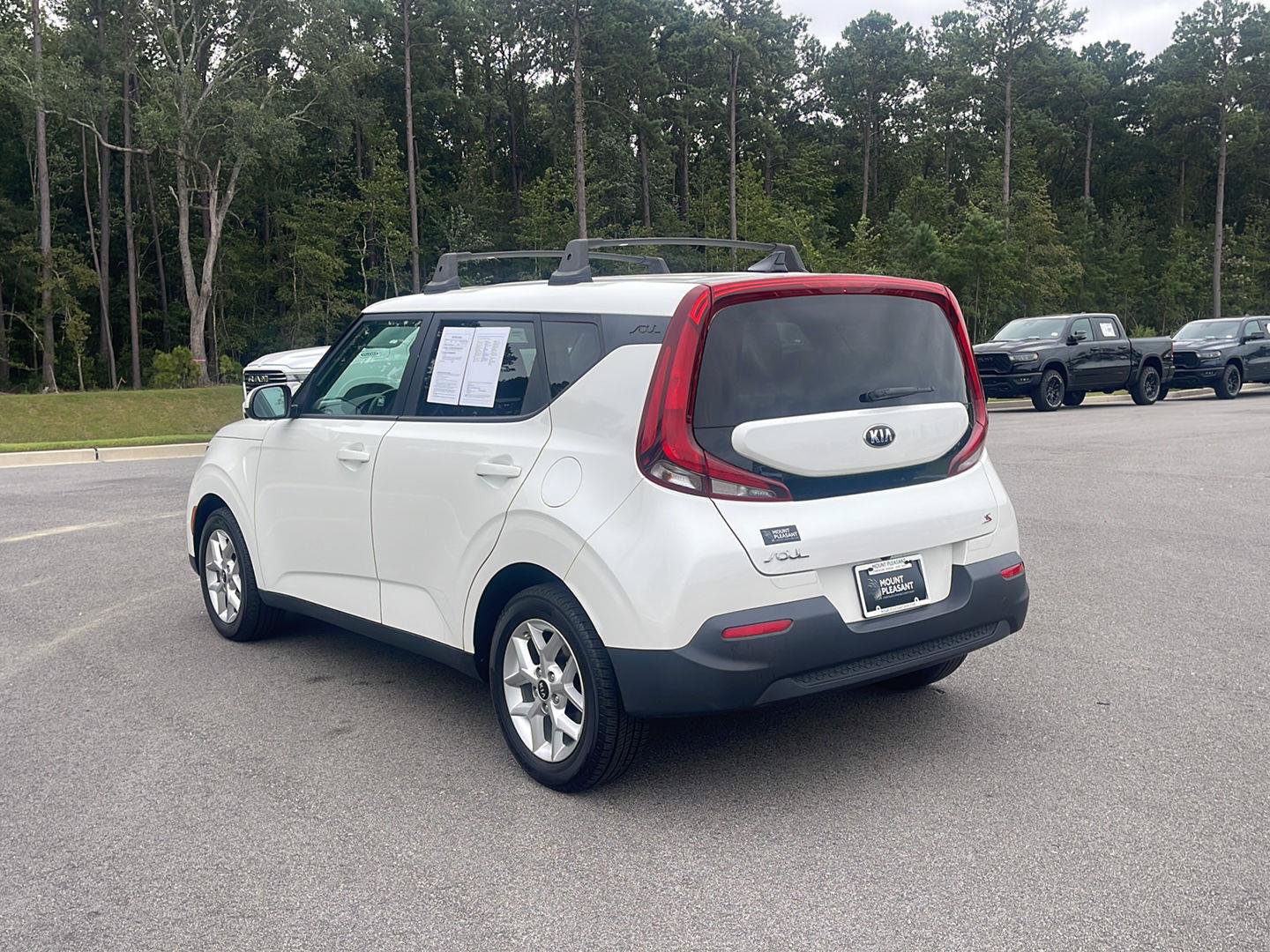 Used 2020 Kia Soul S FWD image 5
