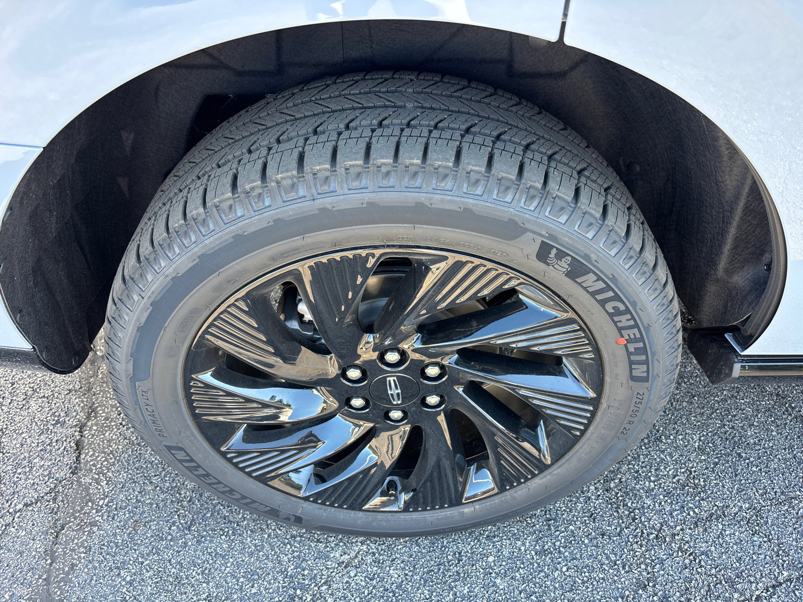 New 2025 Lincoln Navigator Reserve w/ Jet Appearance Package image 10