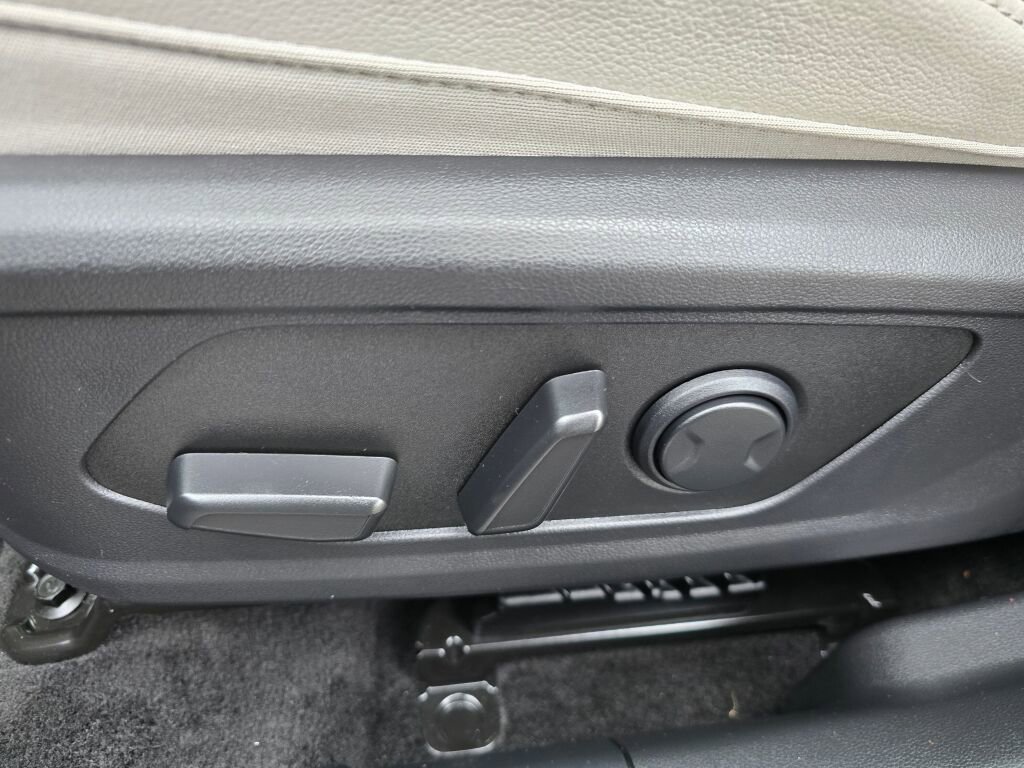 Used 2024 Hyundai Tucson Limited image 19