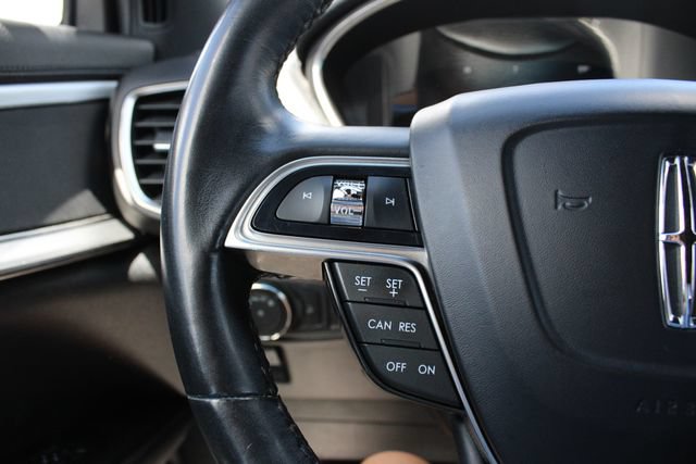 Used 2020 Lincoln Nautilus Premier w/ Equipment Group 101A AWD/4WD image 13