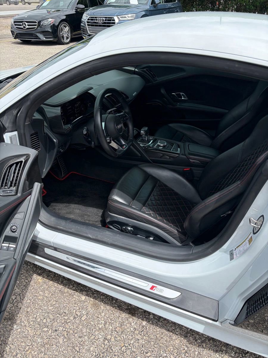 Used 2018 Audi R8 V10 plus AWD/4WD image 10