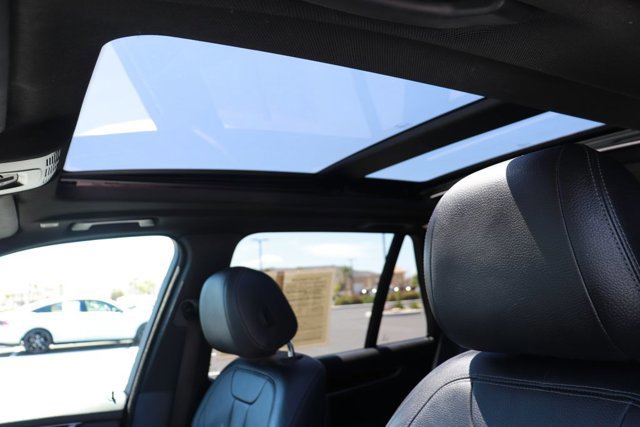 Used 2018 BMW X5 xDrive40e w/ Driving Assistance Package AWD/4WD image 32