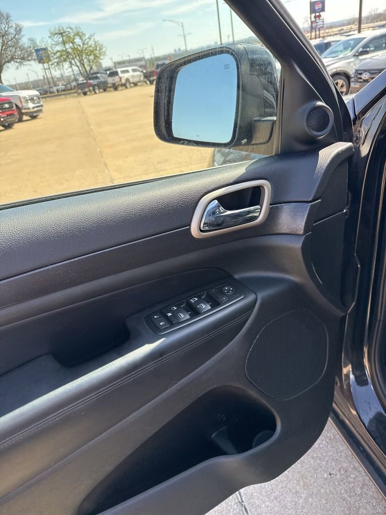 Used 2015 Jeep Grand Cherokee Laredo w/ Quick Order Package 23E image 10