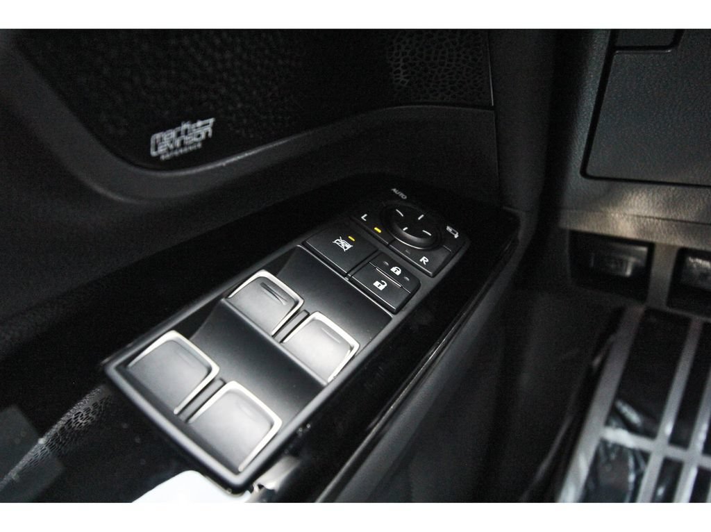 Used 2023 Lexus LX 600 F Sport w/ Accessory Package (Z1) AWD/4WD image 20