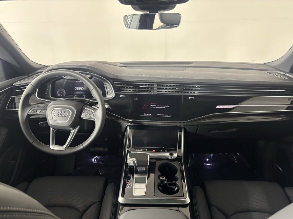 New 2026 Audi Q8 Prestige image 13