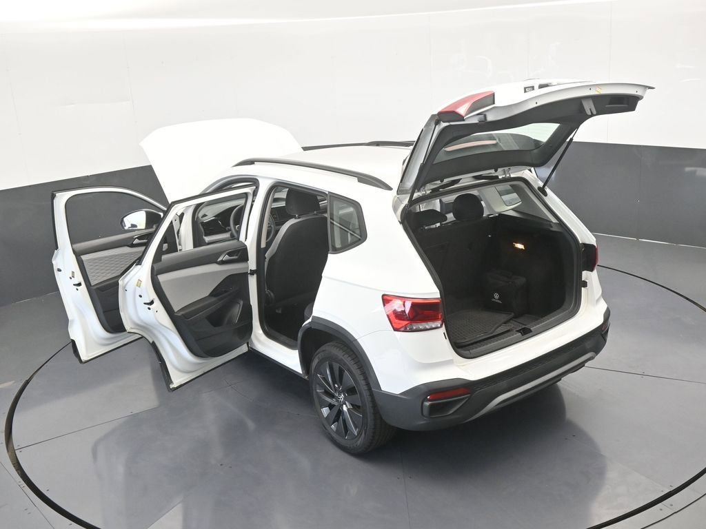 Used 2022 Volkswagen Taos S image 59