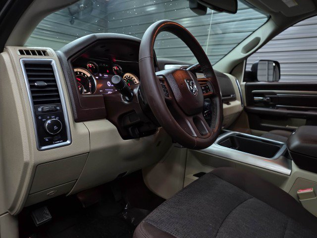 Used 2017 RAM 3500 Big Horn AWD/4WD image 16