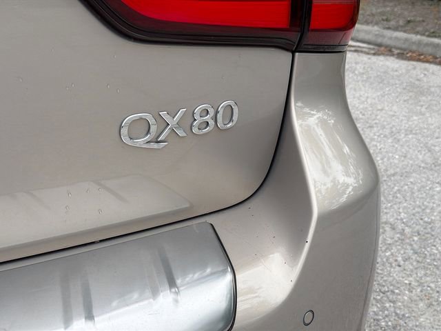 Used 2023 INFINITI QX80 Sensory w/ All-Season Package image 11