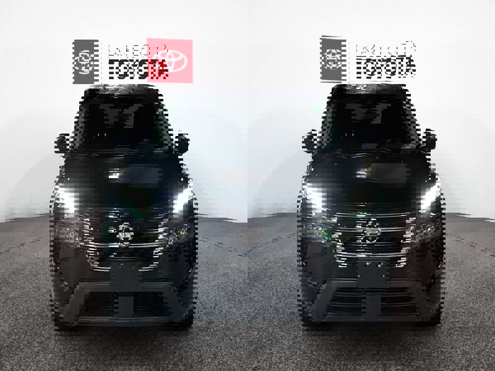 Used 2024 Nissan Rogue S image 11