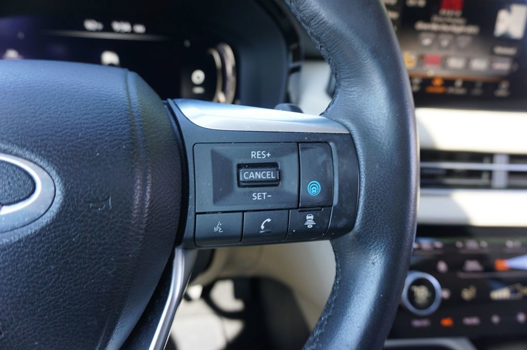 Used 2023 INFINITI QX60 Luxe w/ Performance Audio Package image 9