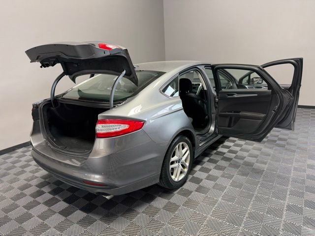 Used 2014 Ford Fusion SE FWD image 27