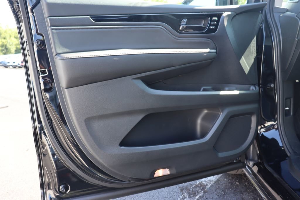 Used 2026 Honda Odyssey Elite image 31