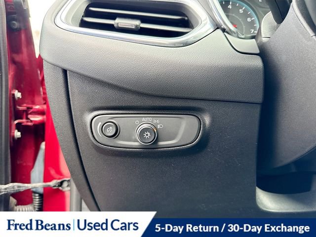 Used 2018 Chevrolet Equinox LT image 11