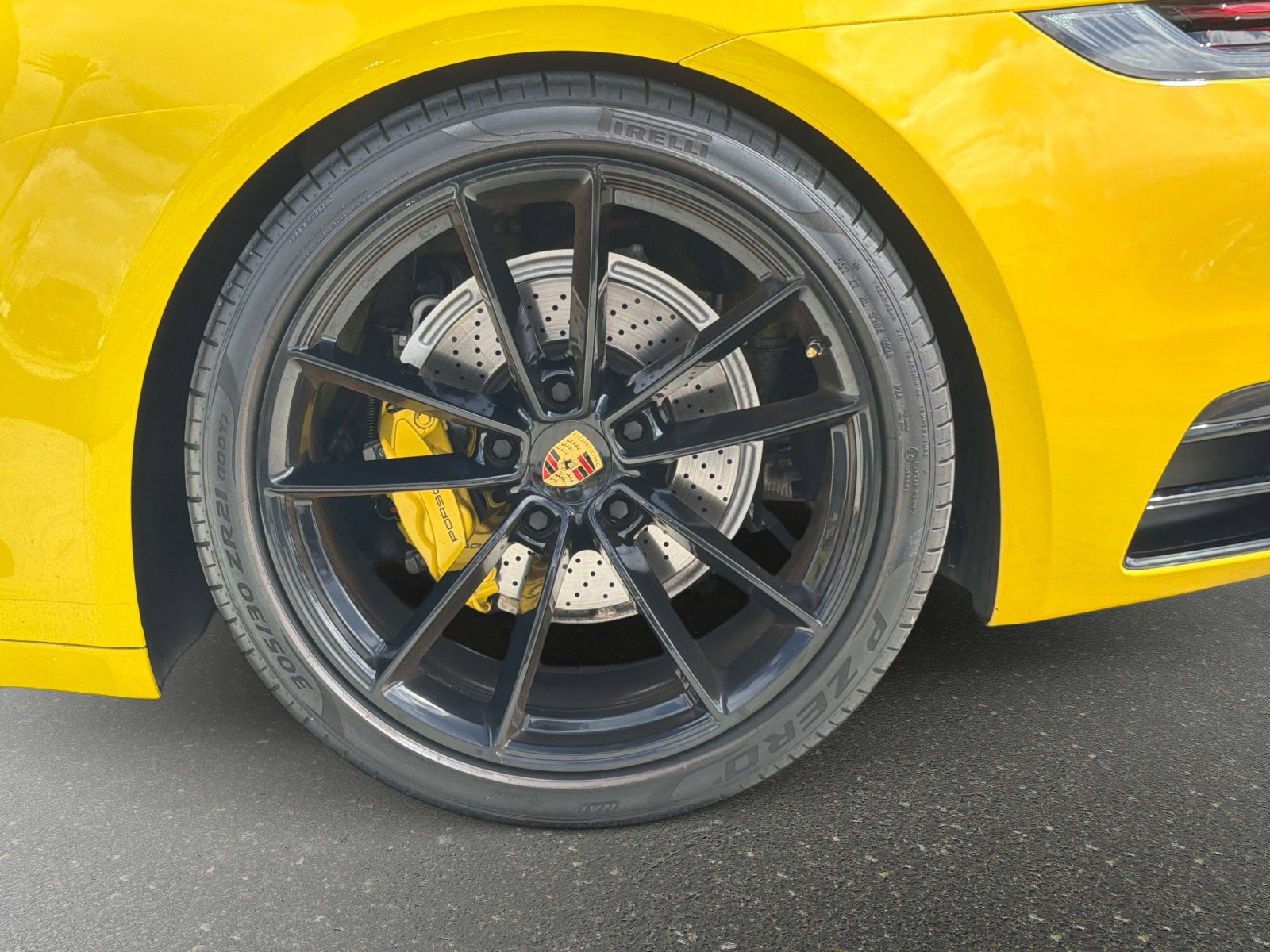 Used 2022 Porsche 911 Carrera RWD image 13