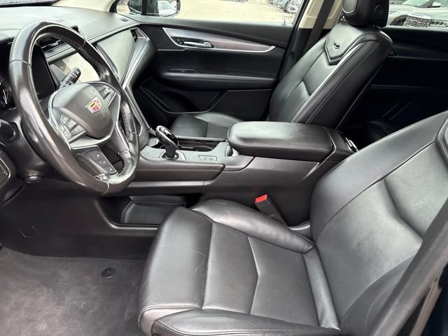 Used 2019 Cadillac XT5 Premium Luxury AWD/4WD image 9