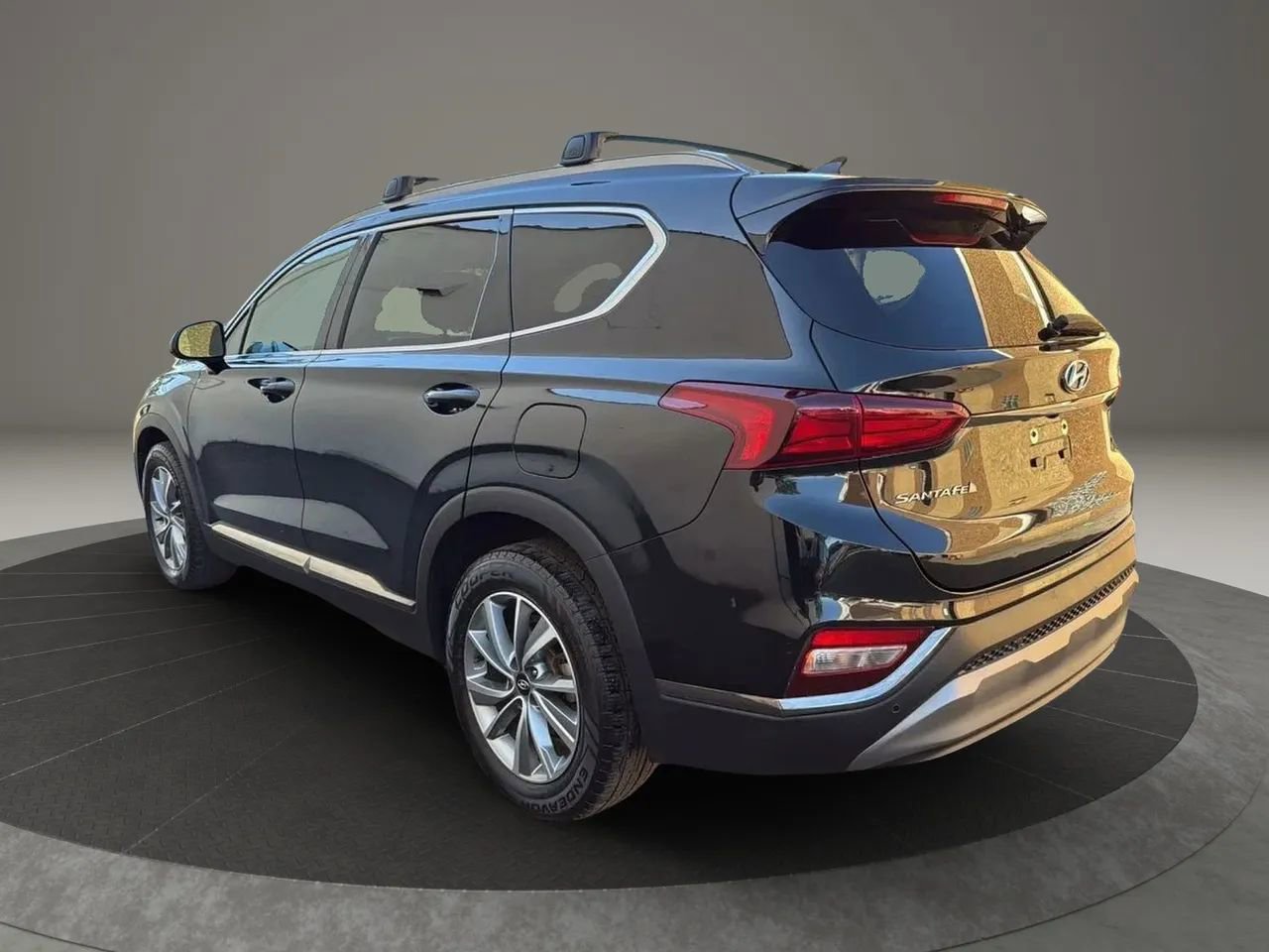 Used 2019 Hyundai Santa Fe SEL image 7
