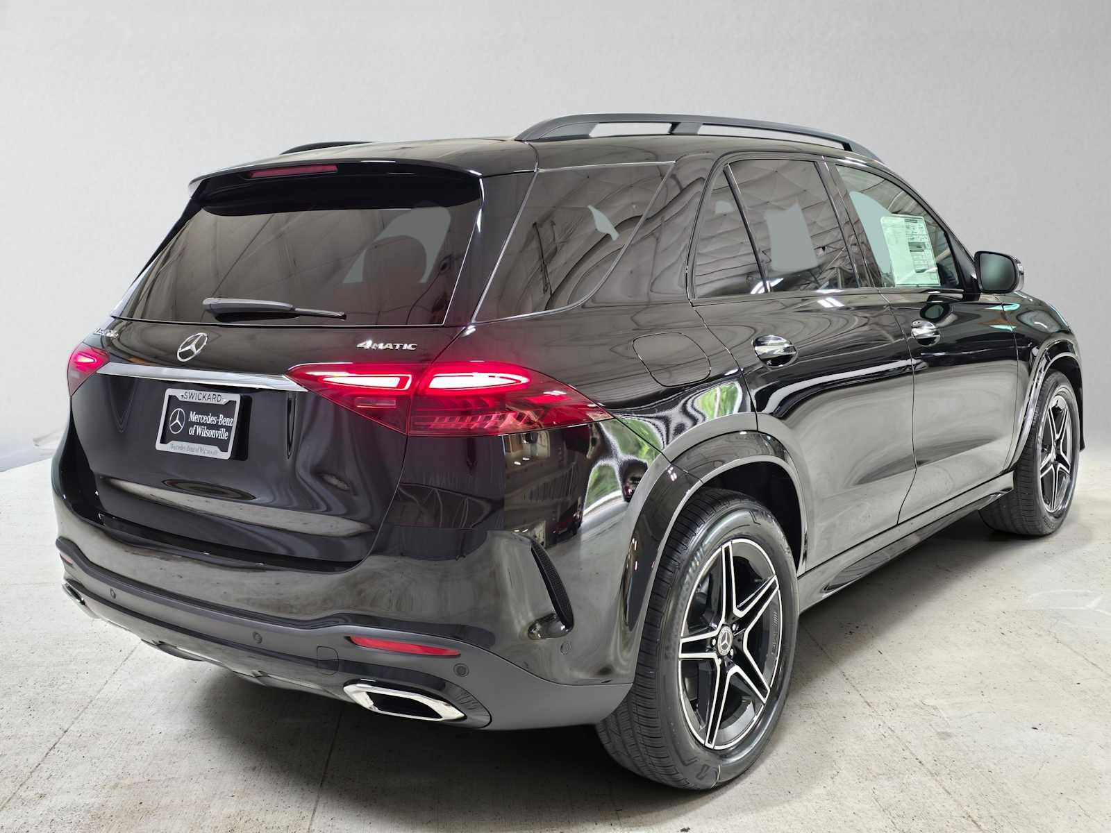 New 2026 Mercedes-Benz GLE 450e 4MATIC image 3