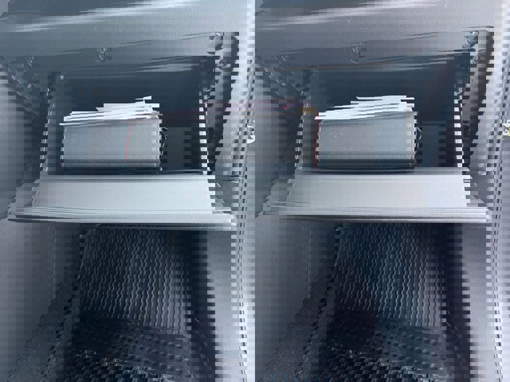 Used 2023 Toyota RAV4 LE image 38