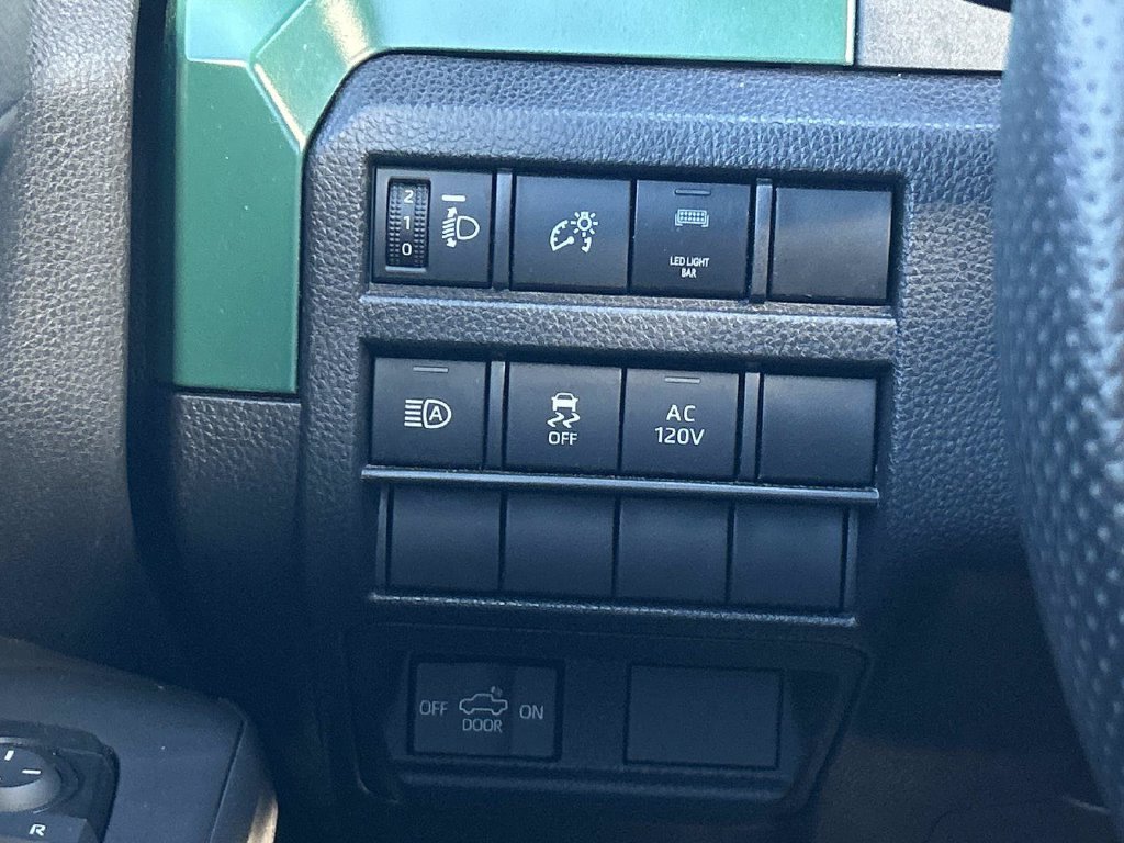 Used 2024 Toyota Tacoma TRD Sport w/ TRD Sport Upgrade Package RWD image 27