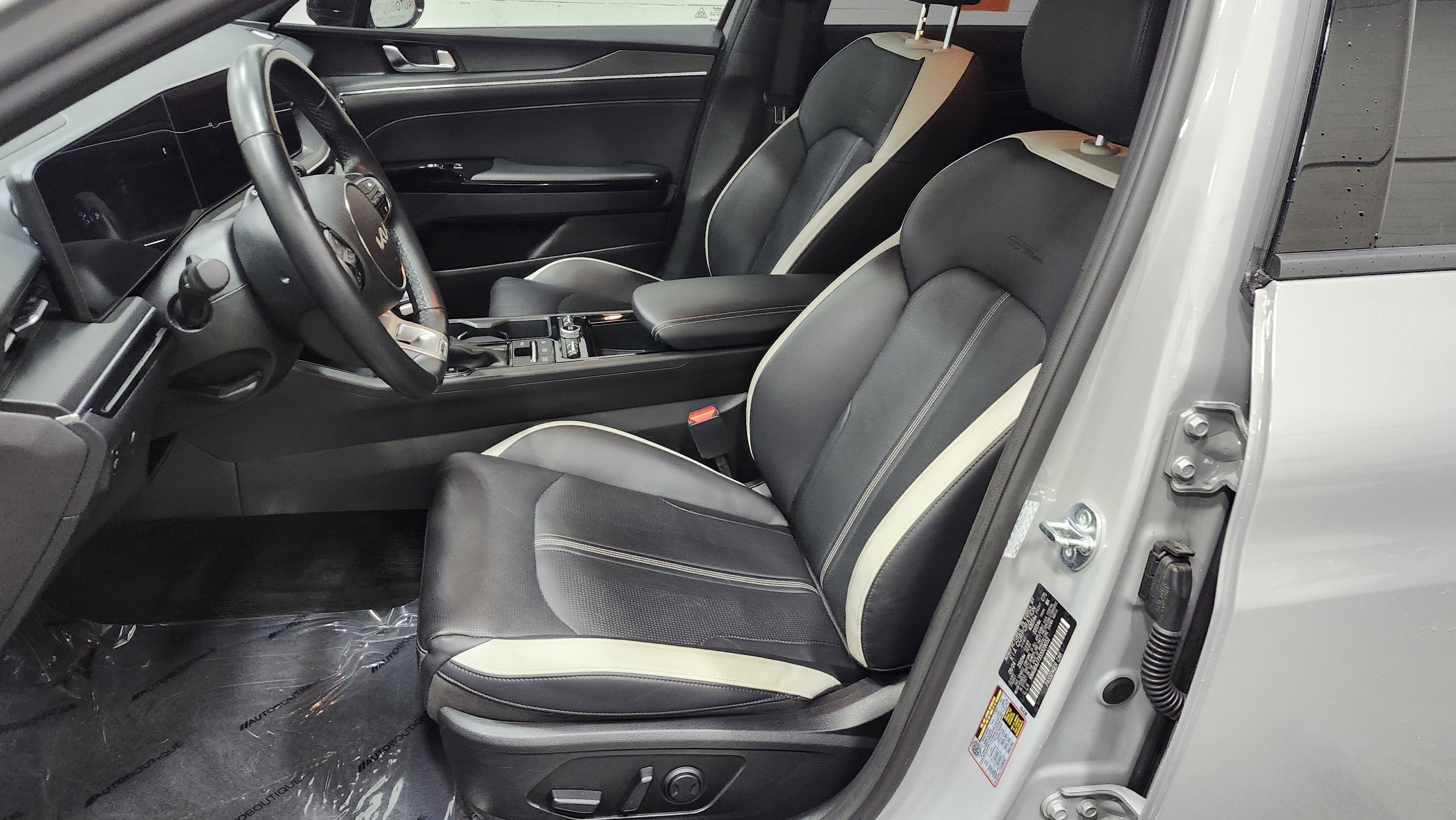 Used 2025 Kia K5 GT-Line image 23