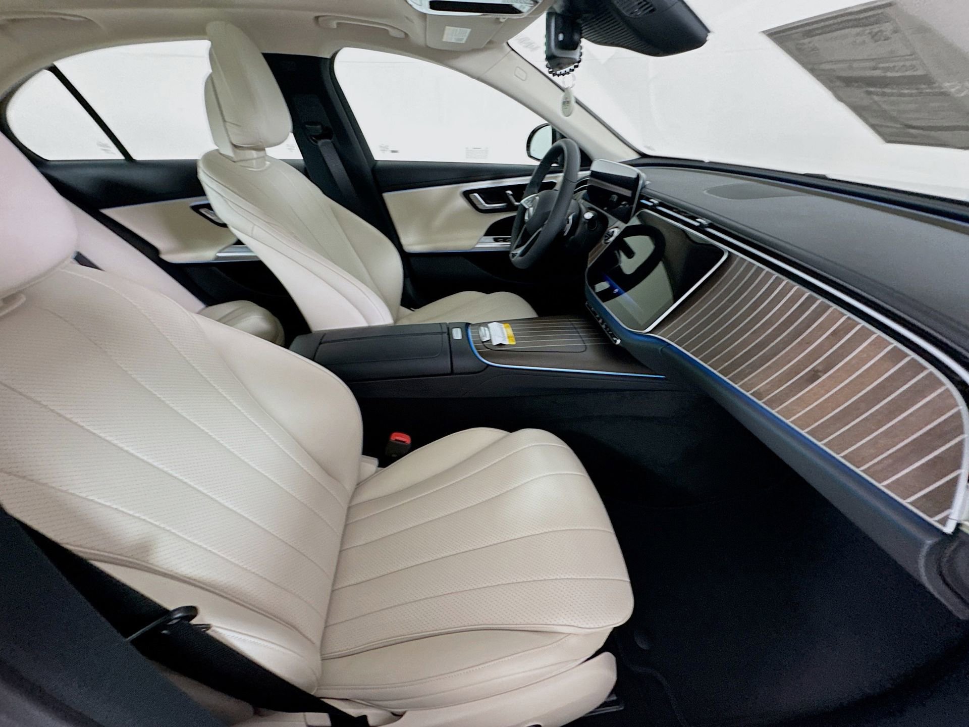 New 2026 Mercedes-Benz E 350 Sedan image 31